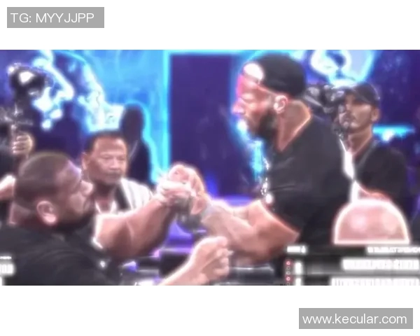 德文扳与丹尼斯的巅峰对决谁将赢得最终荣耀